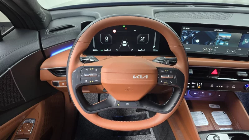 Kia K8