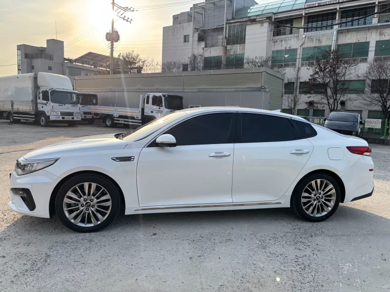 Kia K5