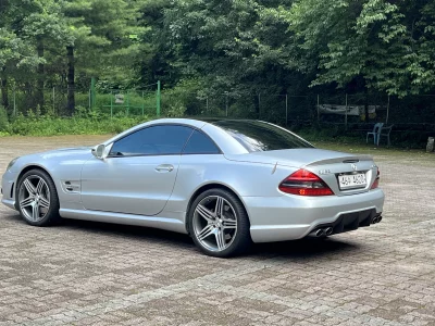 Mercedes-Benz SL-Class
