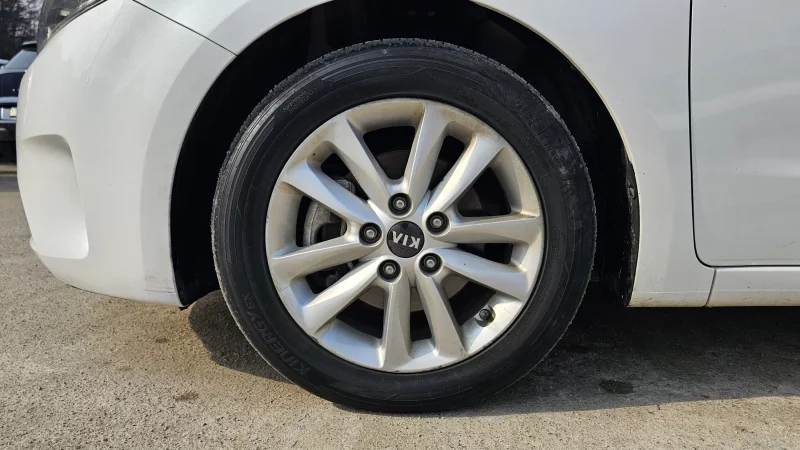 Kia K3