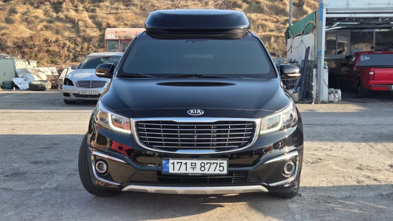 Kia Carnival
