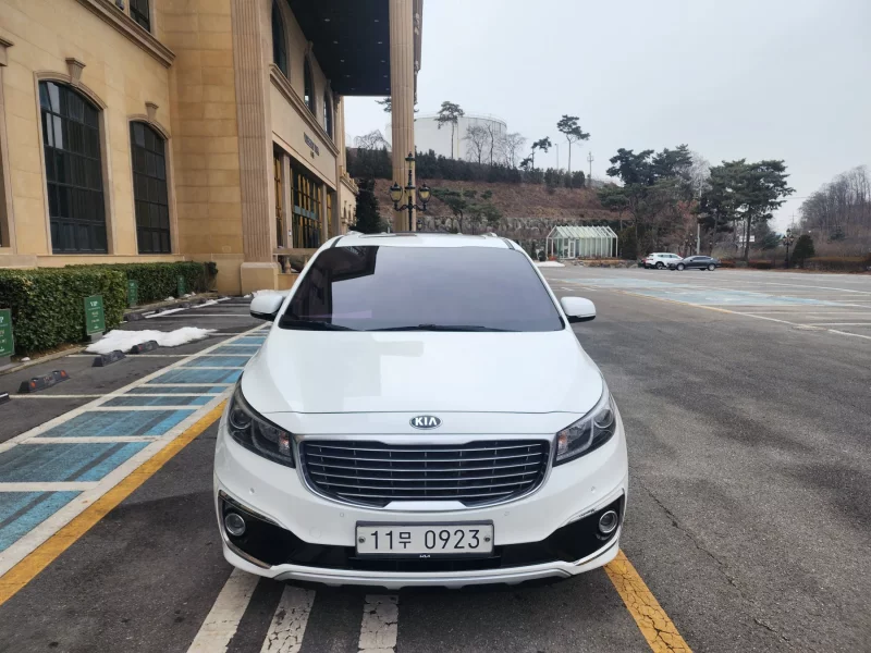 Kia Carnival