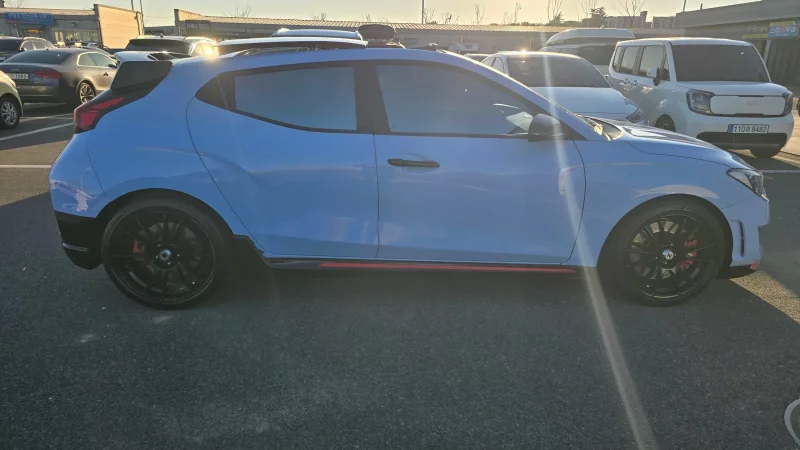 Hyundai Veloster