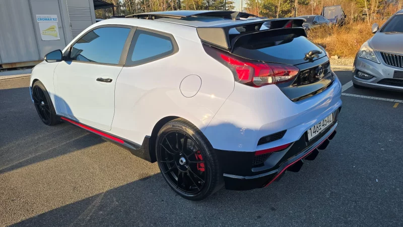 Hyundai Veloster