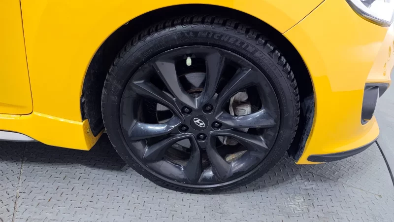 Hyundai Veloster