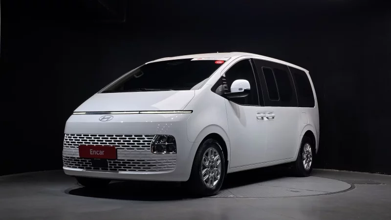 Hyundai Staria