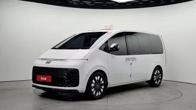 Hyundai Staria