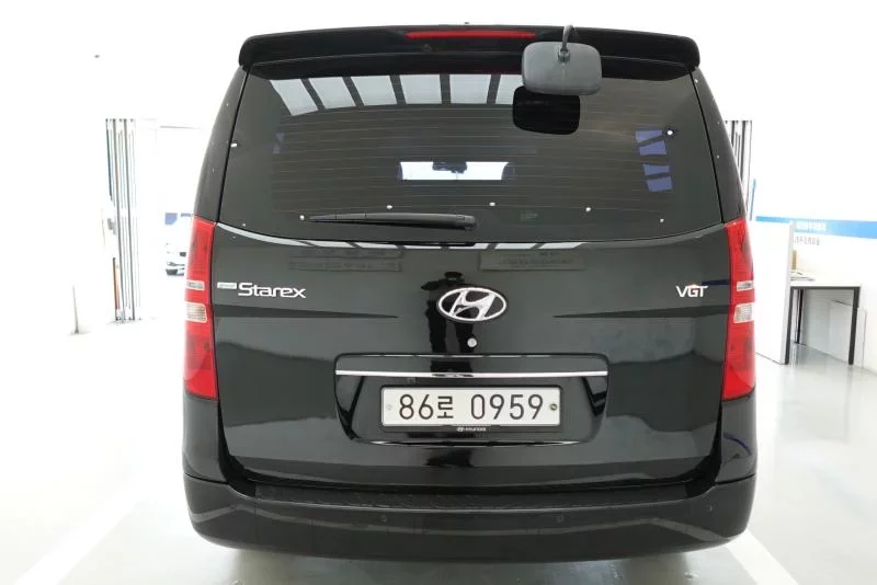 Hyundai Grand Starex