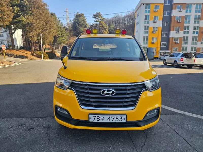 Hyundai Grand Starex