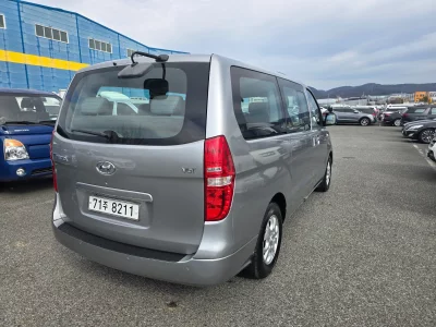 Hyundai Grand Starex