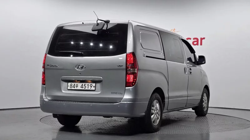 Hyundai Grand Starex