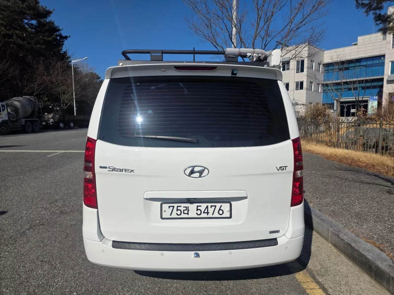 Hyundai Grand Starex
