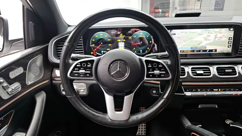 Mercedes-Benz GLE-Class