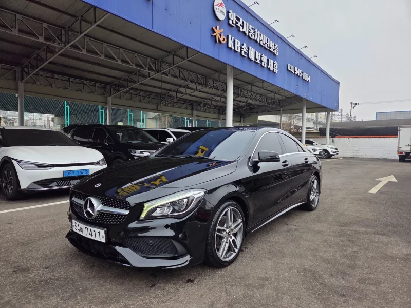 Mercedes-Benz CLA-Class