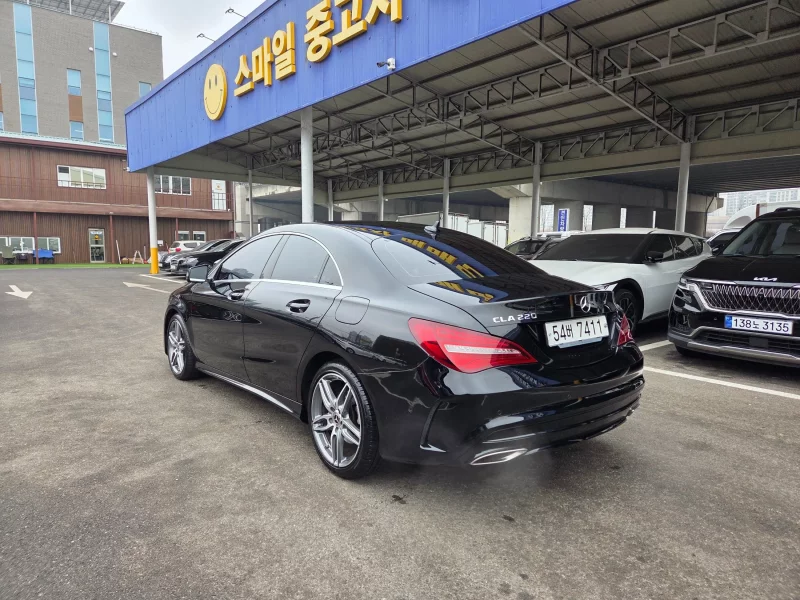 Mercedes-Benz CLA-Class