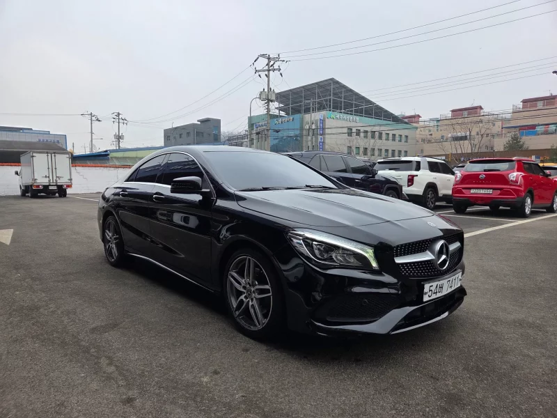 Mercedes-Benz CLA-Class