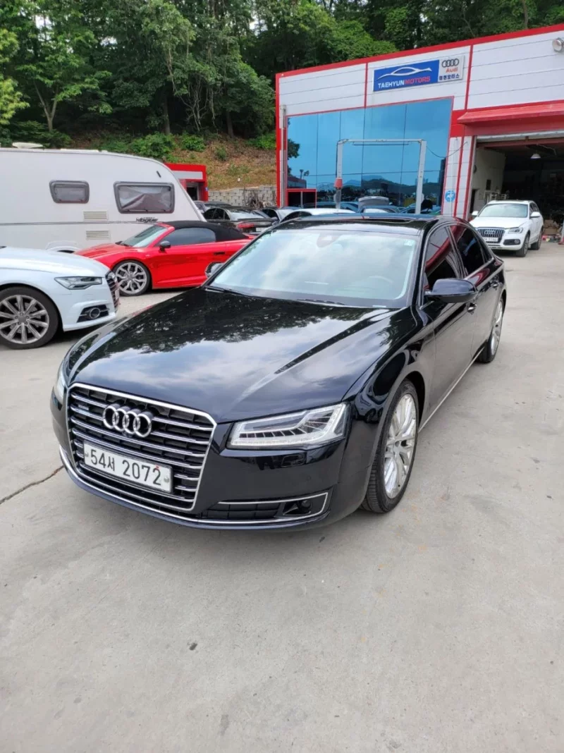 Audi A8