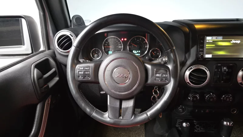 Jeep WRANGLER