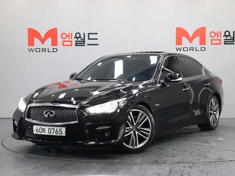 Infiniti Q50