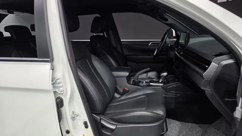 SsangYong Rexton Sports