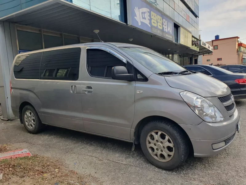 Hyundai Grand Starex