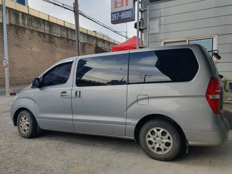Hyundai Grand Starex