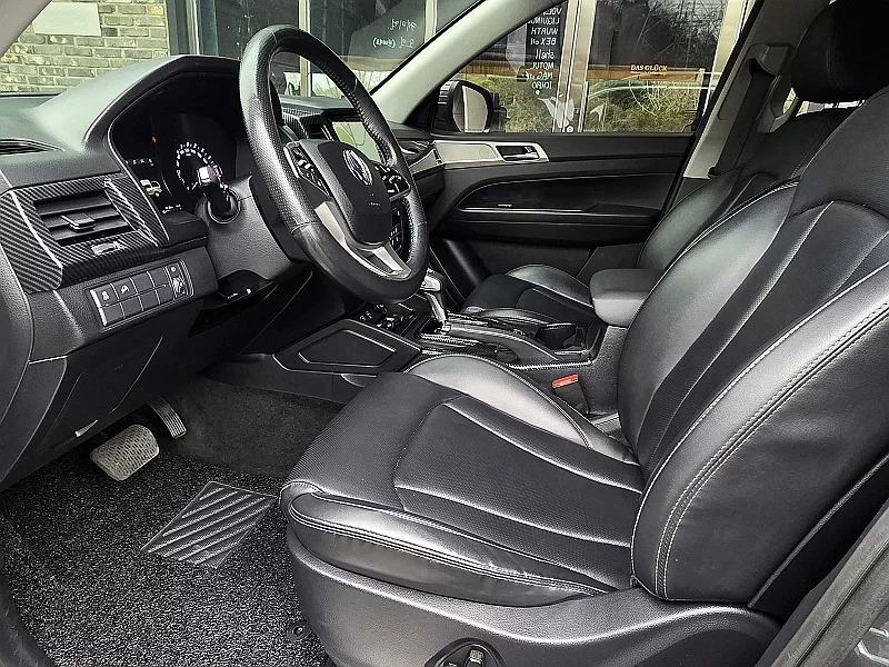 SsangYong Rexton Sports