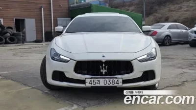 Maserati GHIBLI