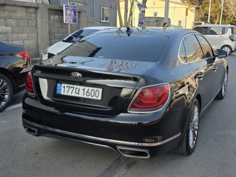 Kia K9
