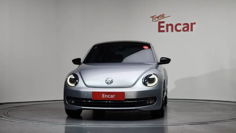 Volkswagen BEETLE