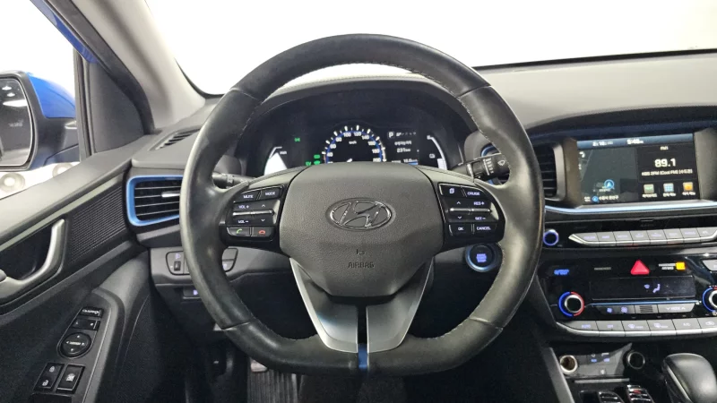 Hyundai Ioniq