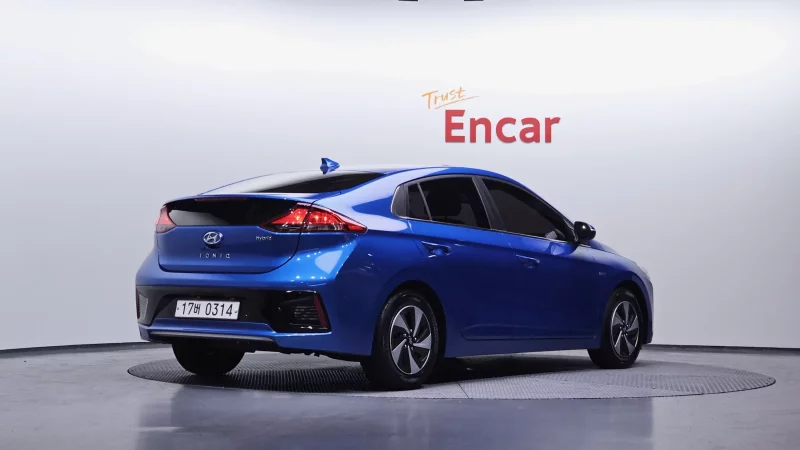 Hyundai Ioniq