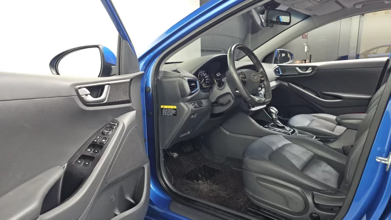 Hyundai Ioniq