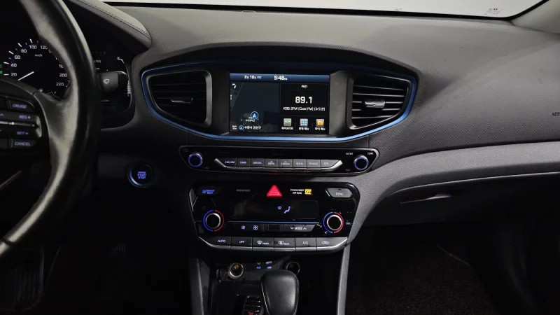 Hyundai Ioniq