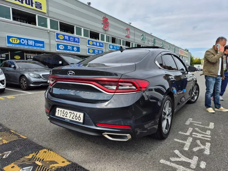 Hyundai Grandeur