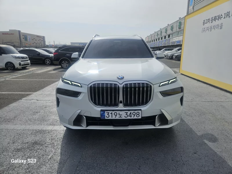 BMW X7