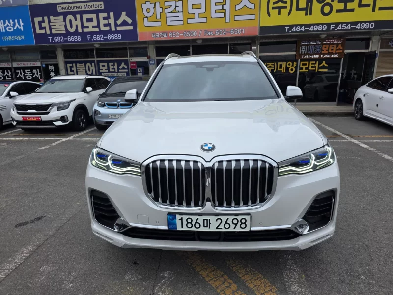 BMW X7