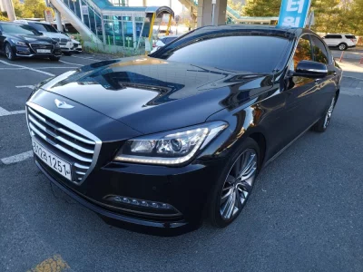 Hyundai Genesis