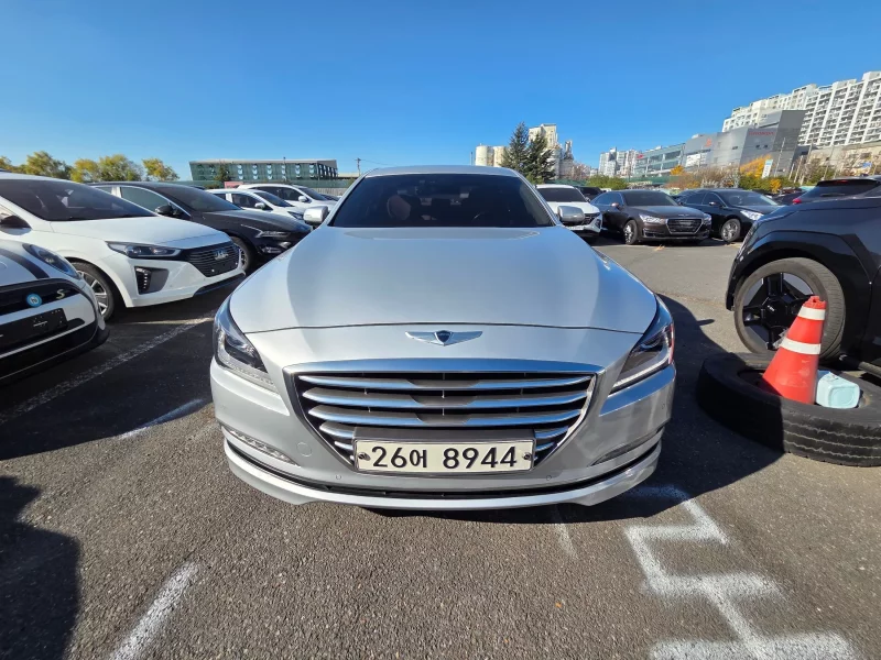Hyundai Genesis