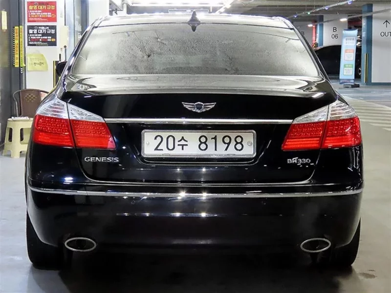 Hyundai Genesis