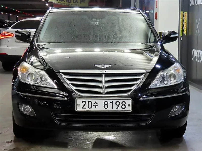 Hyundai Genesis