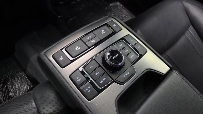 Hyundai Genesis