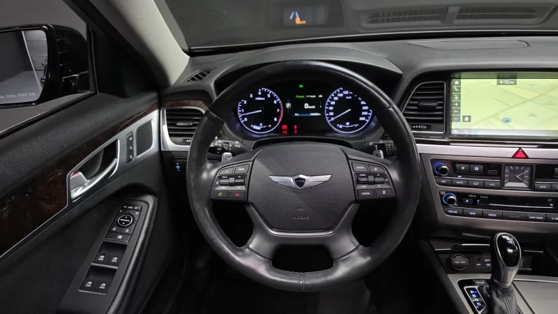 Hyundai Genesis