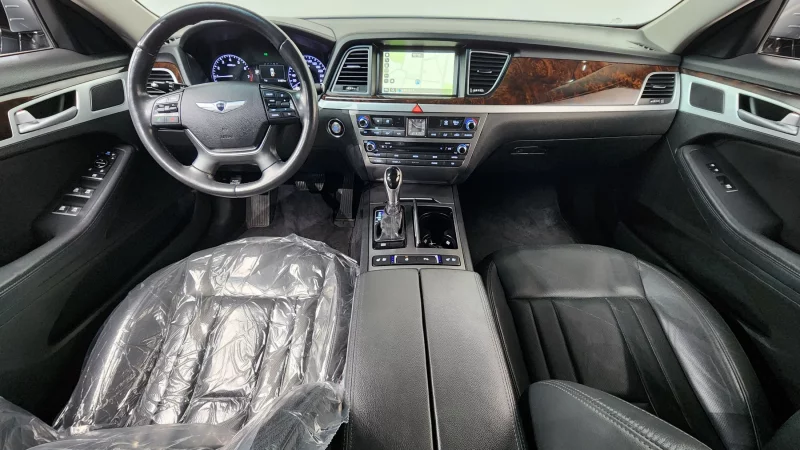 Hyundai Genesis