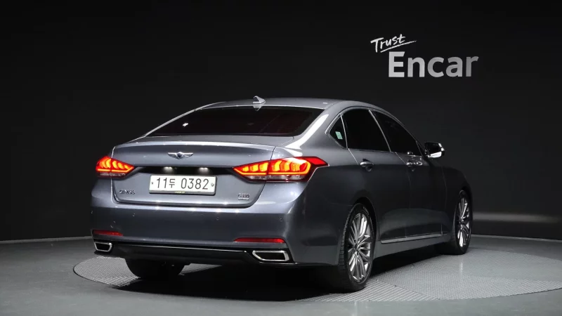 Hyundai Genesis