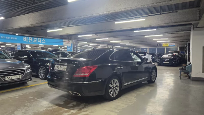 Hyundai Equus
