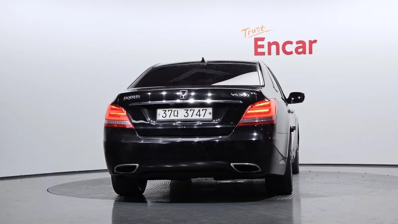 Hyundai Equus