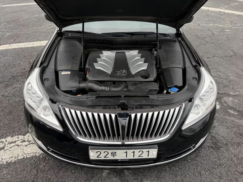 Hyundai Equus