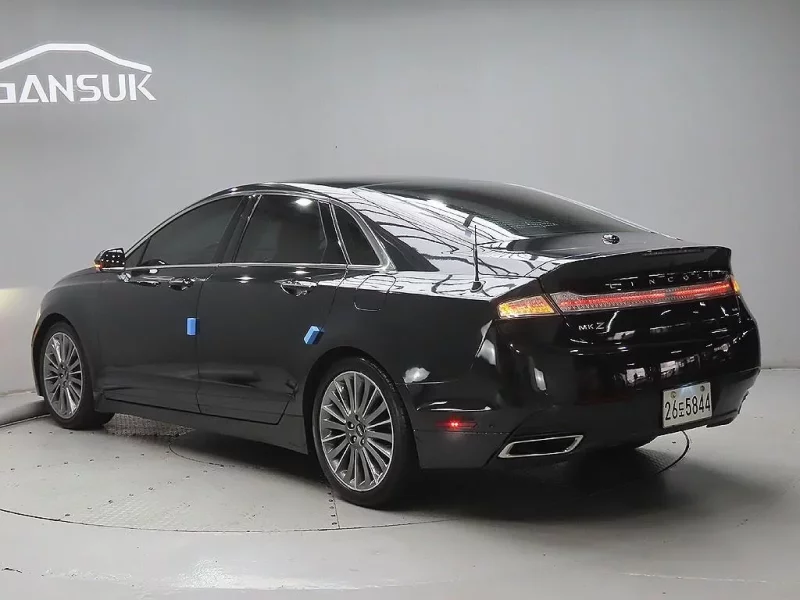Lincoln MKZ