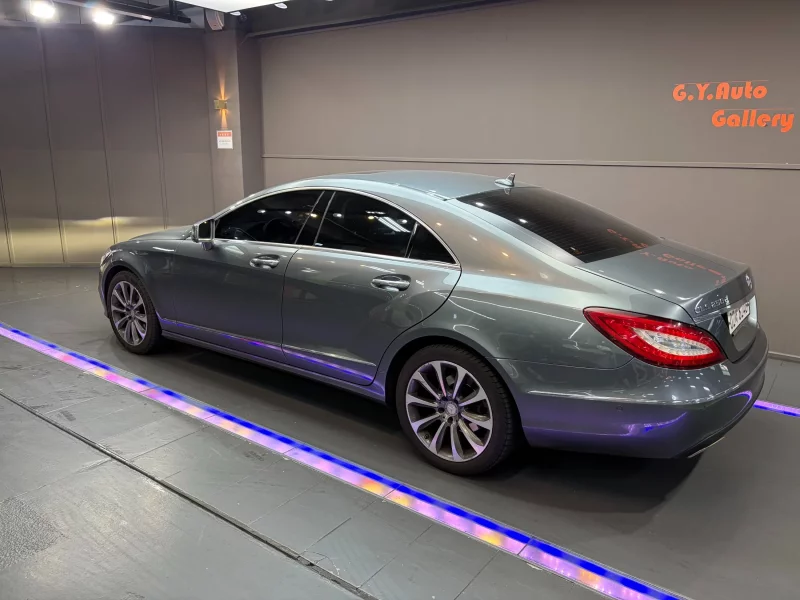 Mercedes-Benz CLS-Class